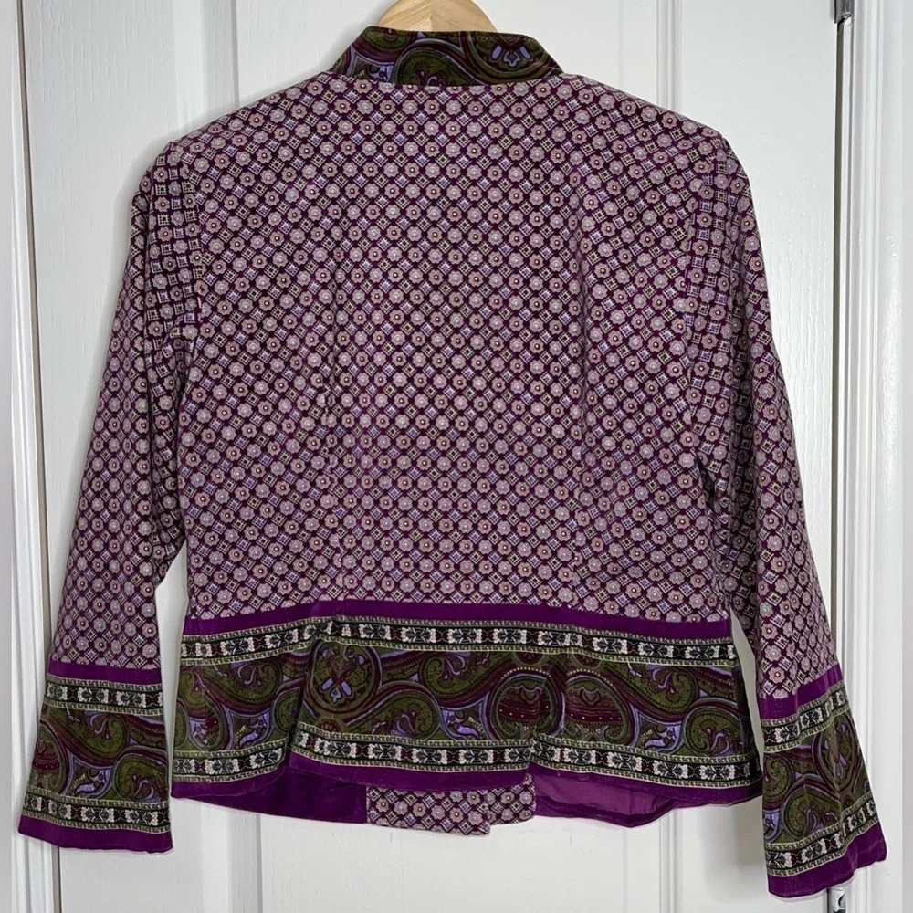 Isaac Mizrahi Artisan Velvet Paisley Jacket in Purple and Olive Size Medium - Picture 2 of 10